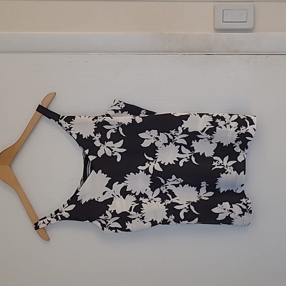 White House Black Market Tops - WHBM reversible tank top